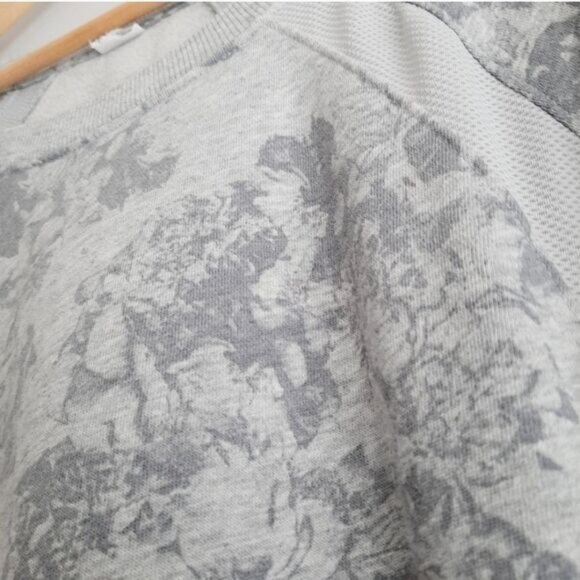 OLD NAVY Active Sweatshirt Mesh Panel Floral Pattern Grey Sz XXL - Picture 6 of 12